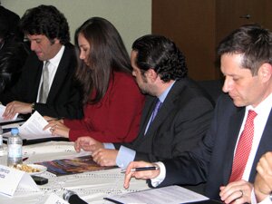 Firma del Memorándum de entendimiento entre la International Apparel Federation (IAF) y la Cámara Nacional de la Industria del Vestido.